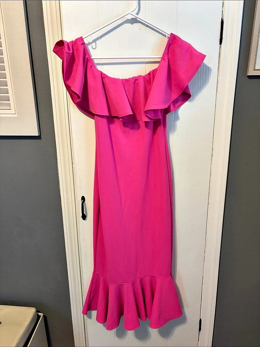 Pink Ruffle mindi Dress Like New